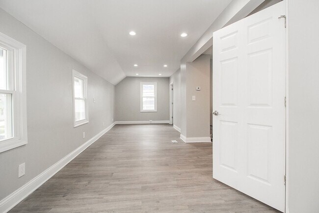 Building Photo - 4301 Bailey Ave