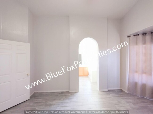 Building Photo - 5781 W Cortaro Crossing Dr