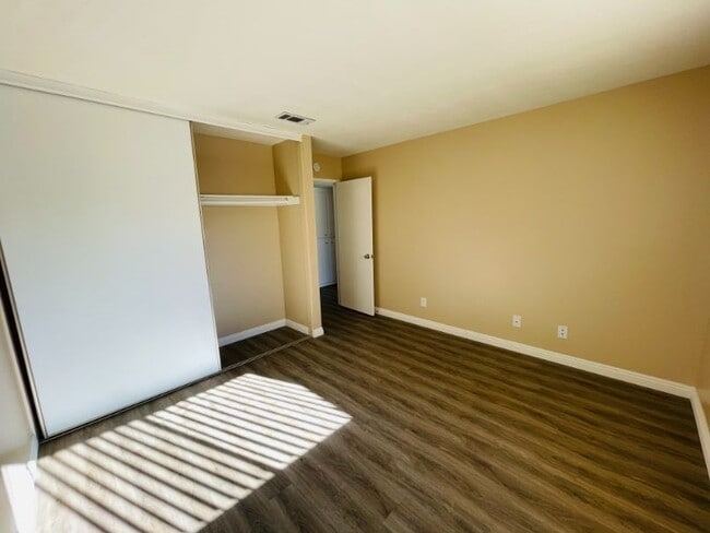 Building Photo - 2253 San Bernardo Ave
