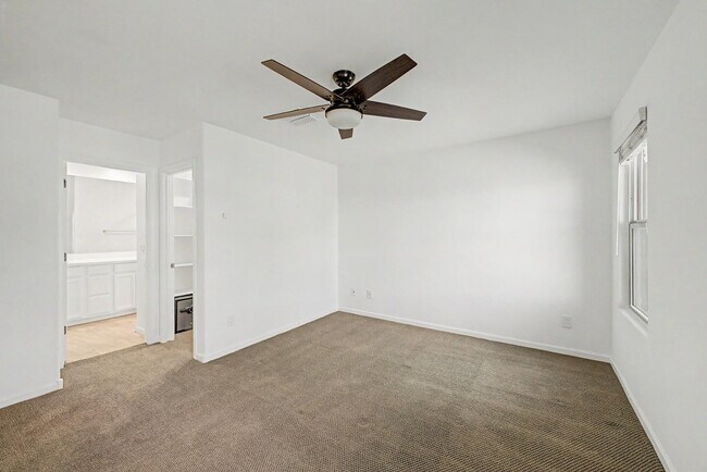 Building Photo - 17447 N Marina Ave