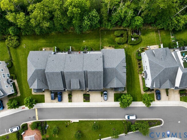 Building Photo - 5421 Hickory Ann Dr