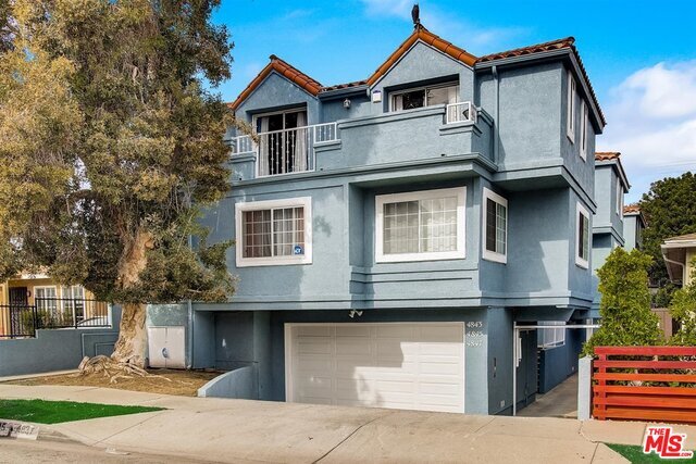 Building Photo - 4843 W 118th St