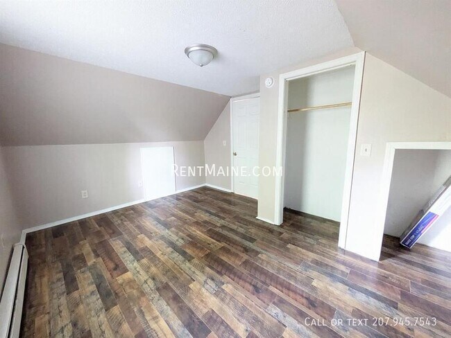 Building Photo - 12 Spring St