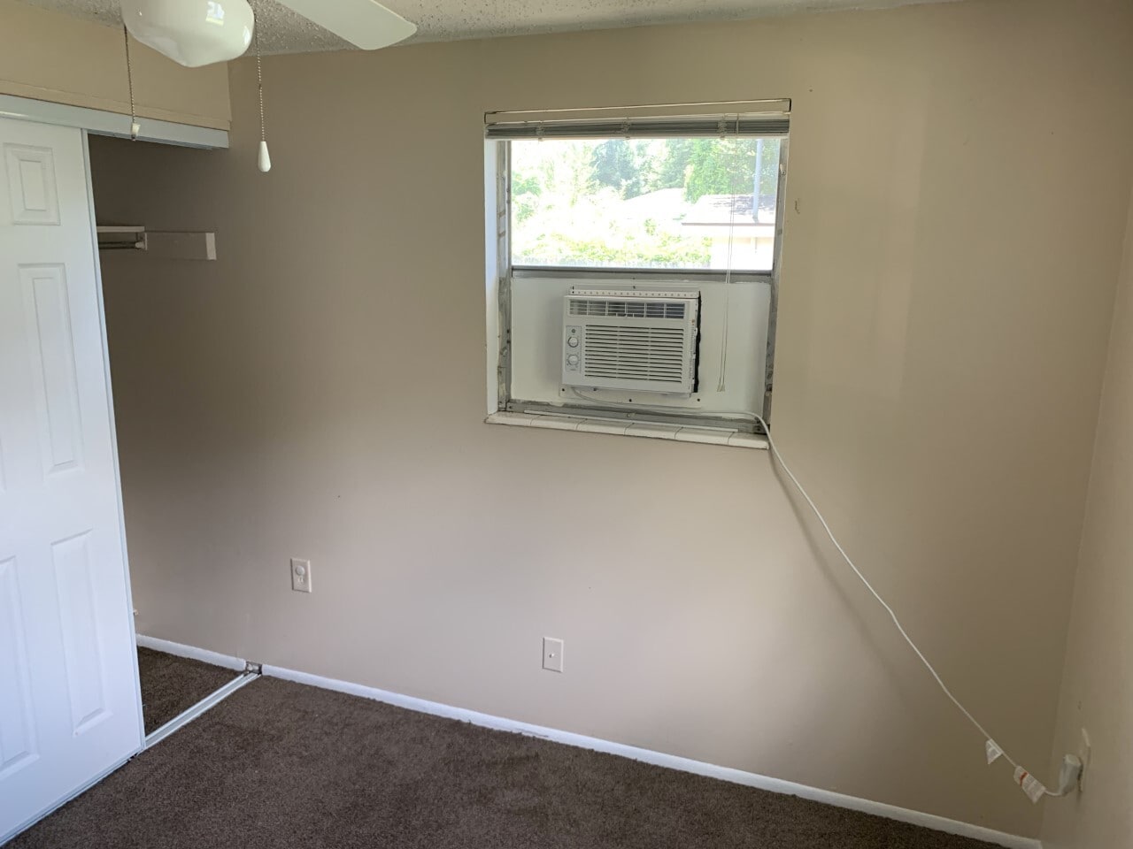 2nd Bedroom - 1213 Mook St