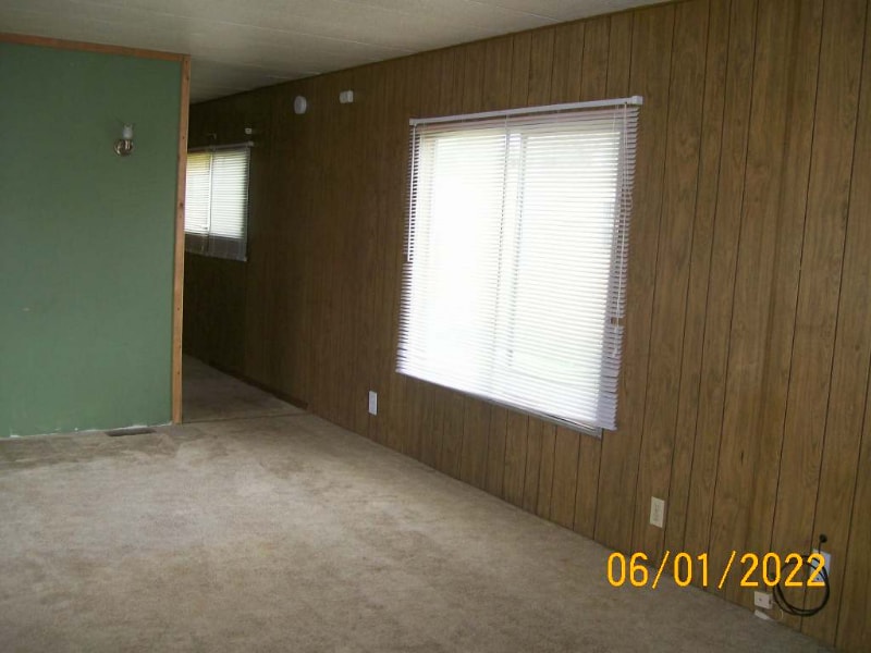 Building Photo - 13 Travertine Ln