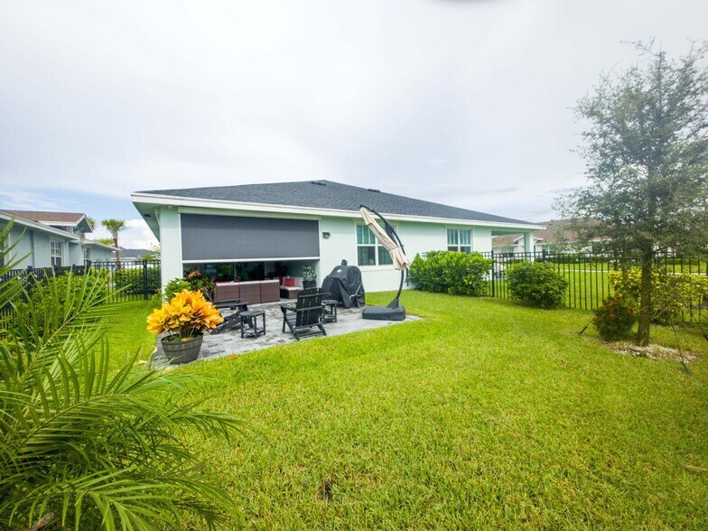 Building Photo - 1381 Haywagon Trl