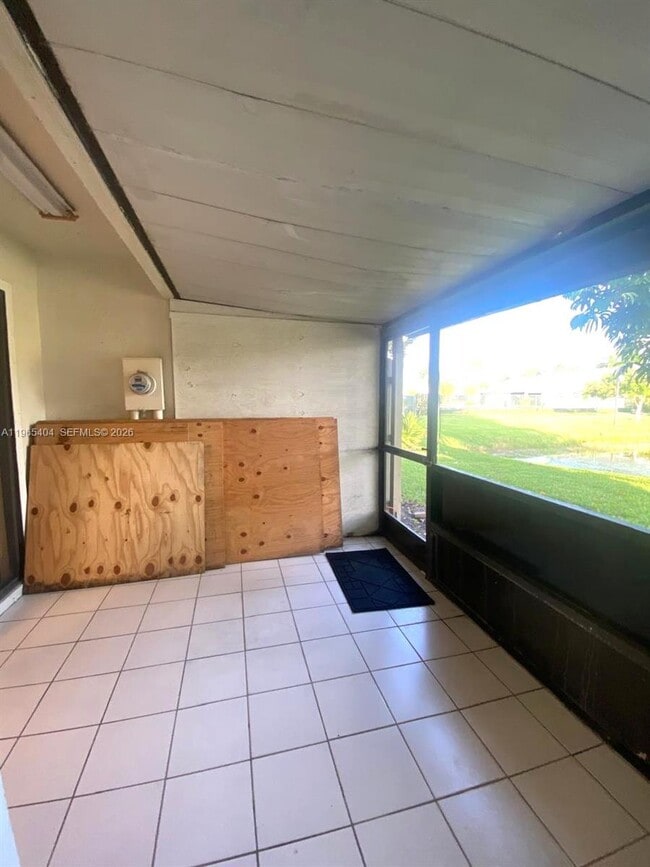 Building Photo - 4601 Pier Dr