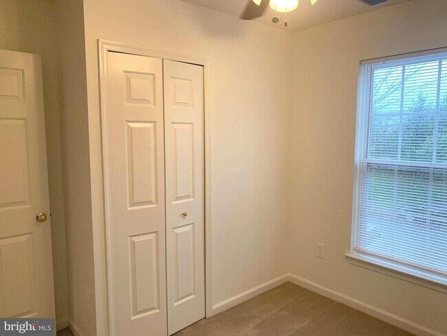 Building Photo - 7329 Granite Woods Ct