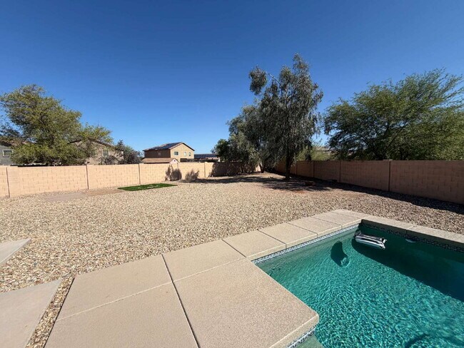 Building Photo - 18267 N Cook Dr