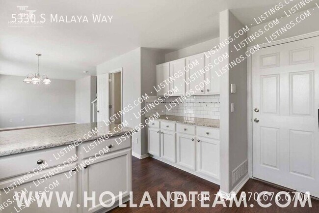 Building Photo - 5330 S Malaya Way