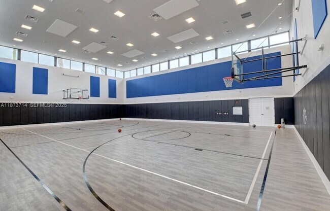 Building Photo - 17267 Windy Pointe Ln