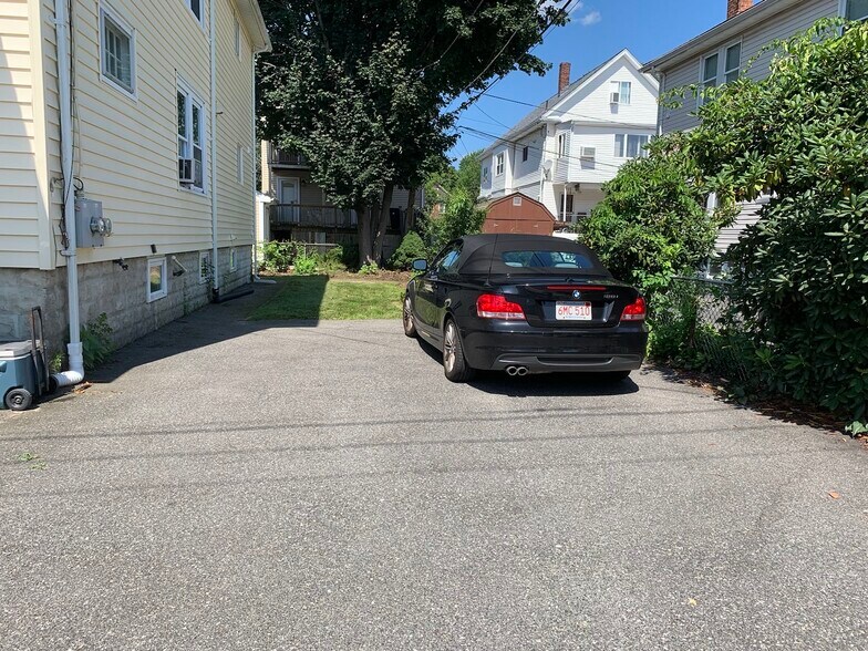 1 off street parking (where black car is) - 14 Henley St