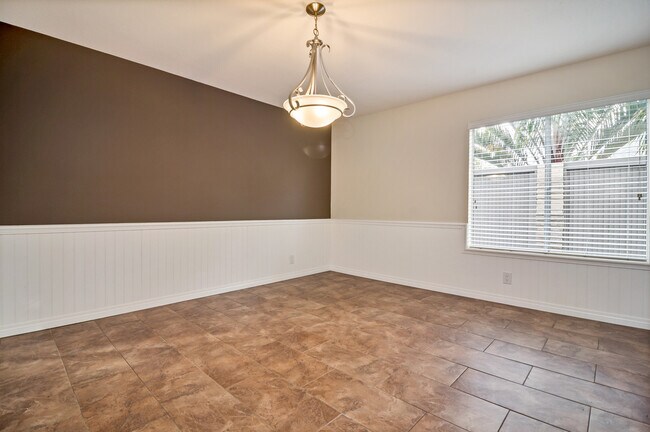 Building Photo - 4501 Pinyon Tree Ln