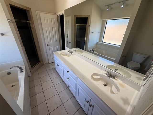 Building Photo - 5731 Sterling Green Trail