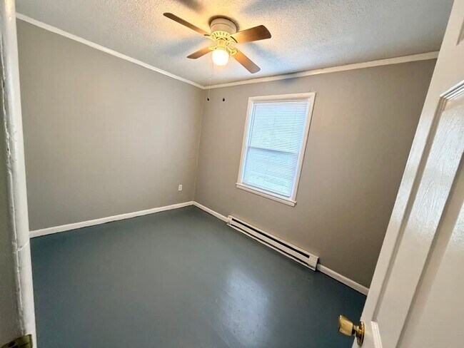 Building Photo - 700 Jackson St