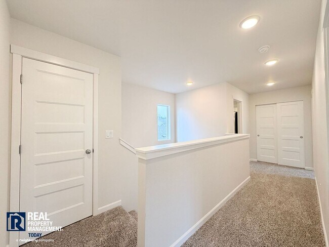 Building Photo - 14395 Lockwood Ln SE