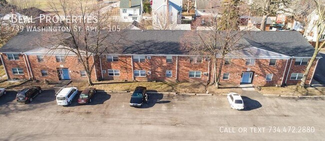 Building Photo - 739 Washington St
