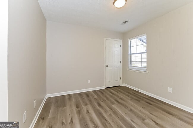 Building Photo - 210 Coldsprings Ct