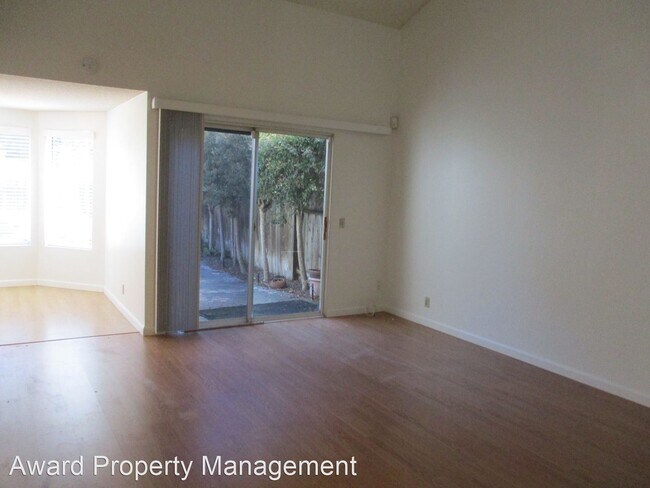 Building Photo - 4 br, 3 bath House - 1235 Manzana Way