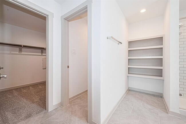 Building Photo - 29518 Paytons Park Ct