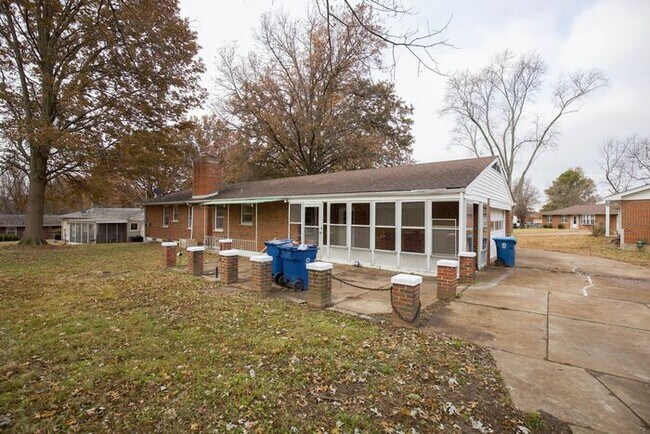 Building Photo - 7 Nordell Ct., Black Jack, MO 63033