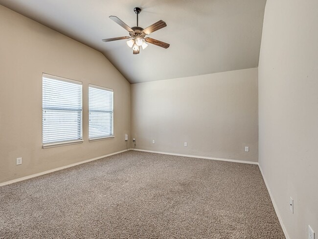 Building Photo - Newly Updated Home + Edmond + 3 bedrooms + Edmond Schools