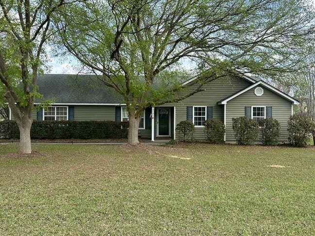 Building Photo - Home in Heatherwoods S/D