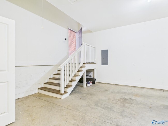 Building Photo - 69 Town Center Dr NW