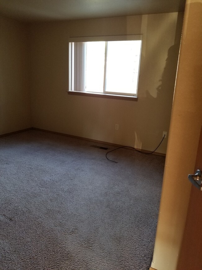 Building Photo - NE Timberlake