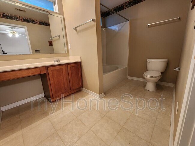 Building Photo - 2497 Redoubt Ave
