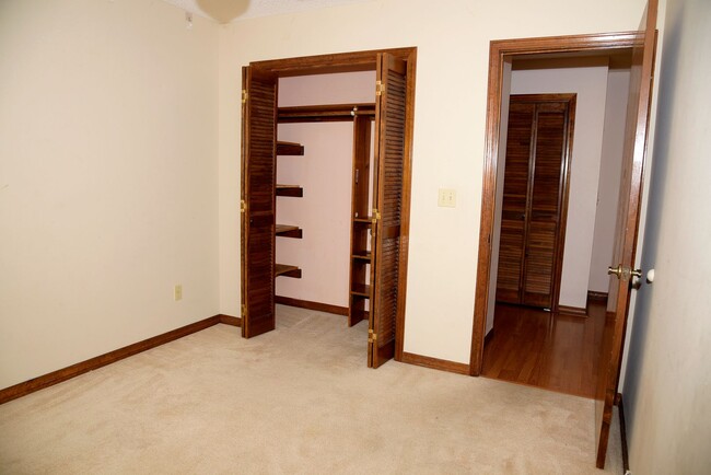 Building Photo - 3 Bedroom in Bluewater Bay!