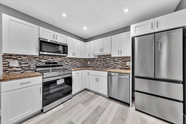 Building Photo - 1500 N Congress Ave