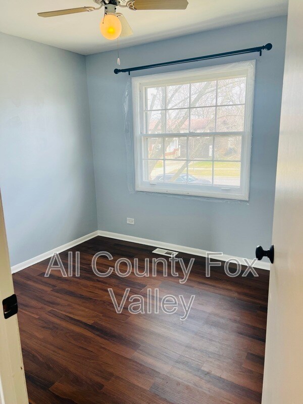 Building Photo - 1670 Chippendale Rd