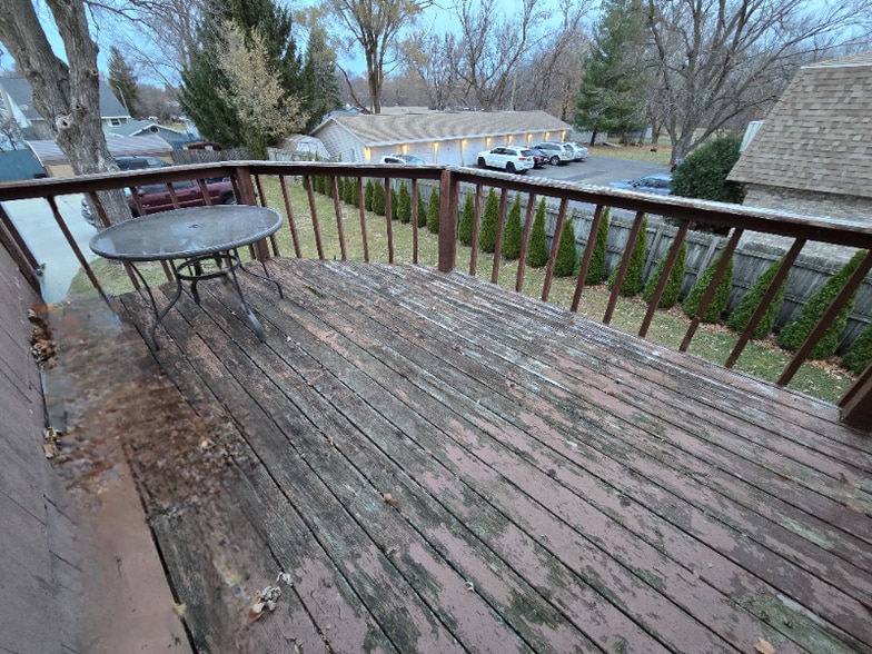 Building Photo - 800 W Walworth St