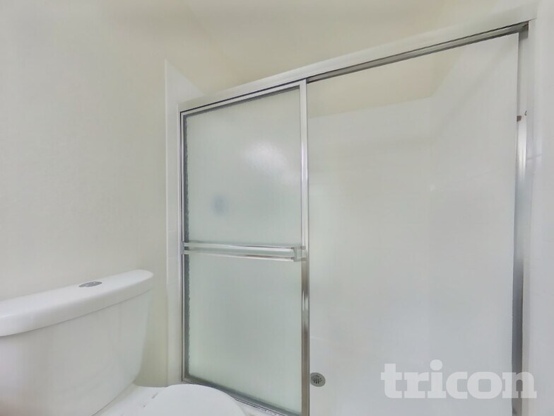 Building Photo - 7310 E Dewan Cir