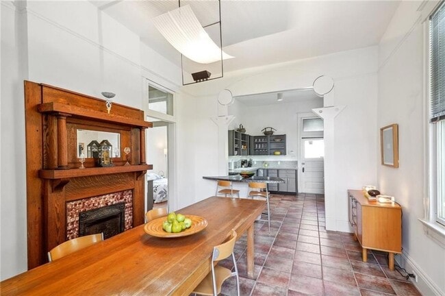 Building Photo - 4301 Iberville St