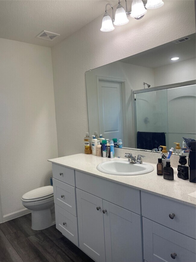 Building Photo - 14878 Calderon Dr