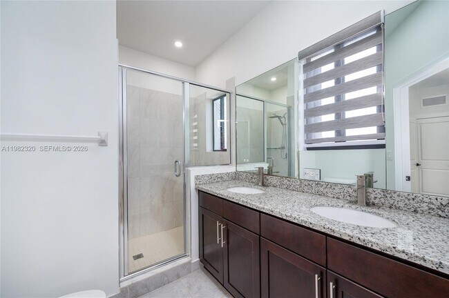 Building Photo - 13353 SW 250th Terrace