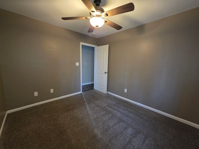 Building Photo - Quiet Neighborhood Charm with Easy Access to Swansboro & the Coast