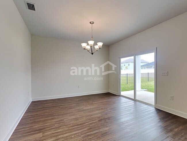 Building Photo - 5810 Hampton Creek Rd