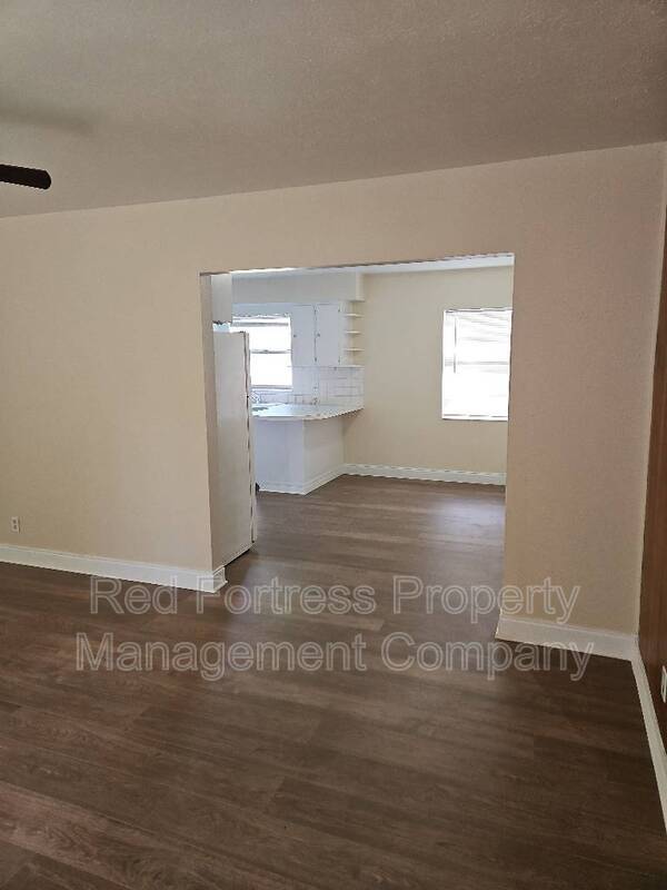 Building Photo - 4555 Jersey Rd