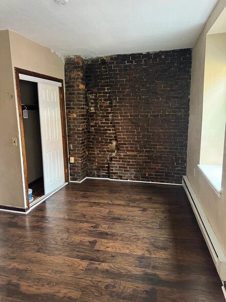 Primary Photo - 357 Columbus Ave