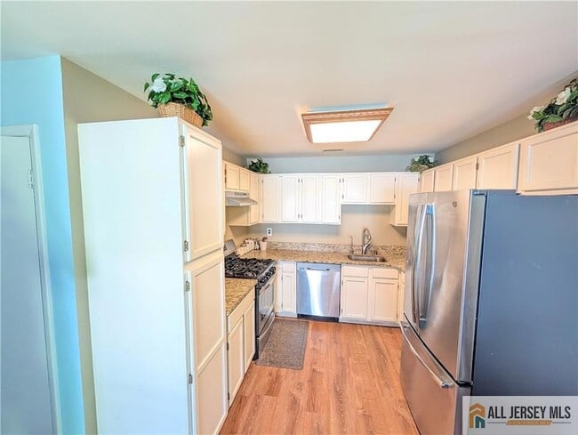 Building Photo - 89 Wyndmoor Dr