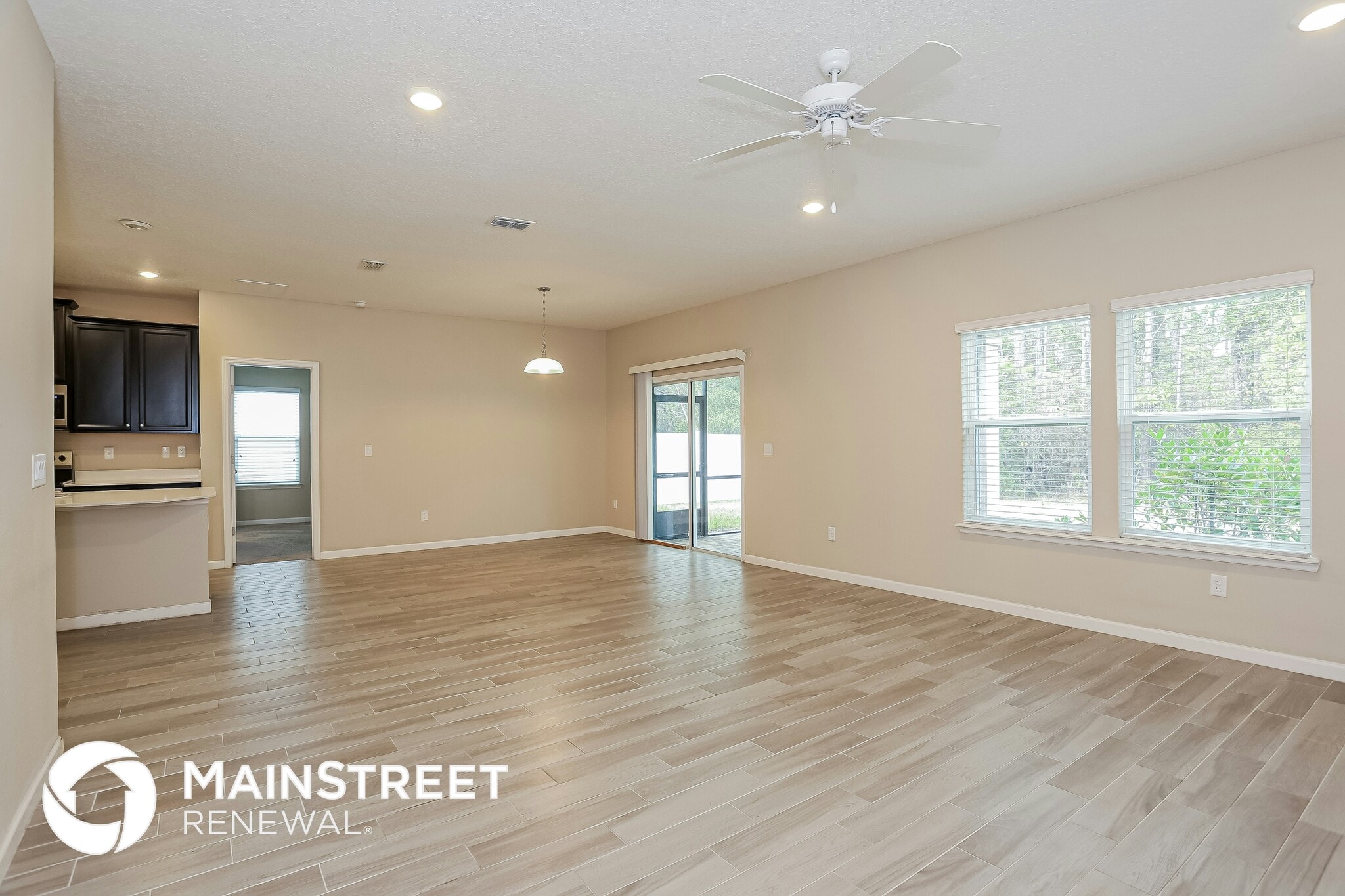 Building Photo - 16180 Blossom Lake Dr