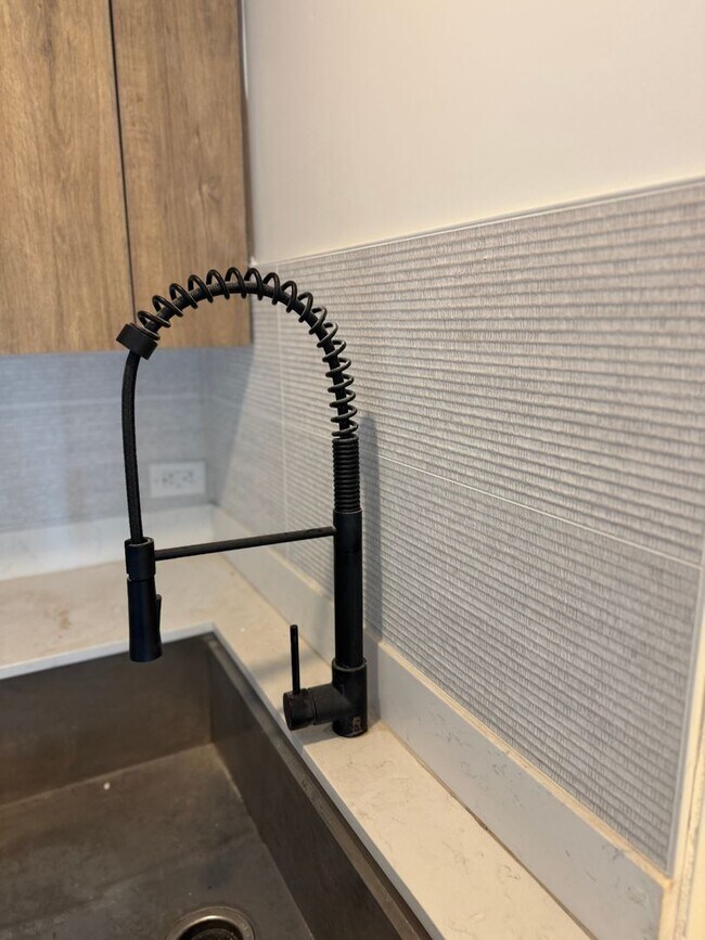 Building Photo - ONE MONTH FREE!! BRAND NEW CONSTRUCTION!! BE THE FIRST TO MOVE IN!!