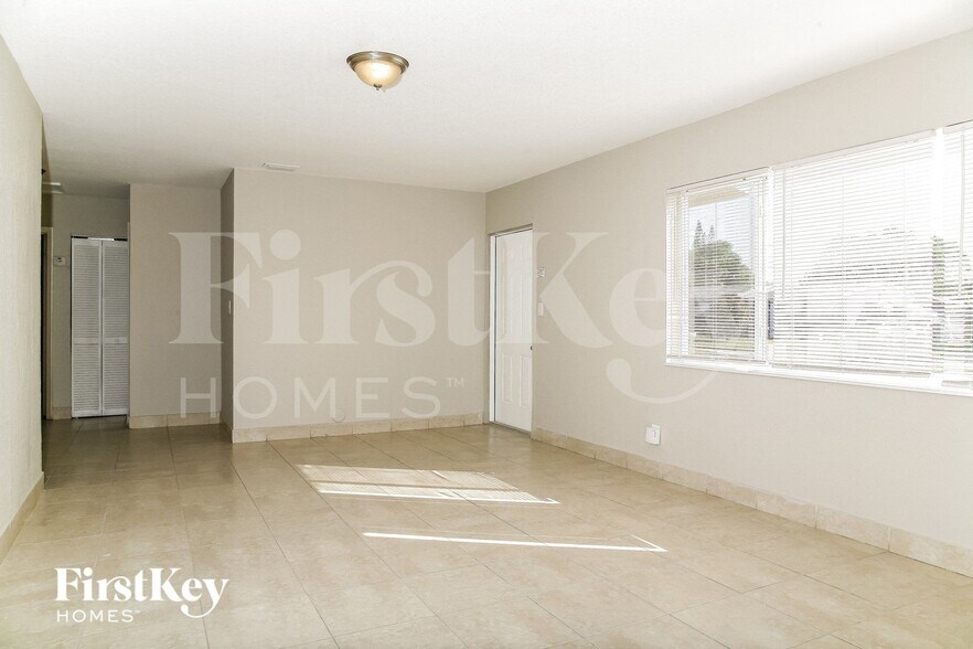 Building Photo - 2441 NW 182nd Terrace