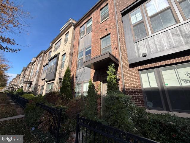 Building Photo - 4638 Woodberry St