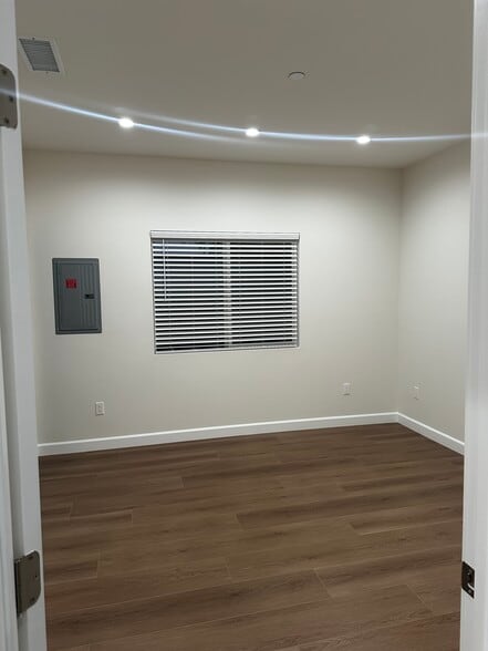 Building Photo - 8501 Cranford Ave