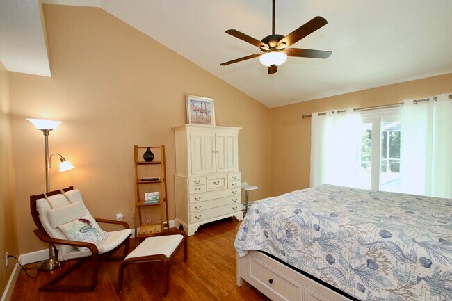Building Photo - 5772 White Acres Ln