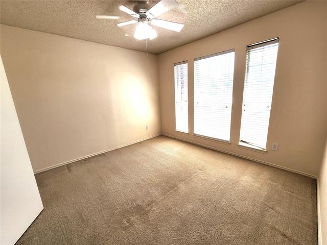 Building Photo - 2901 Custer Dr